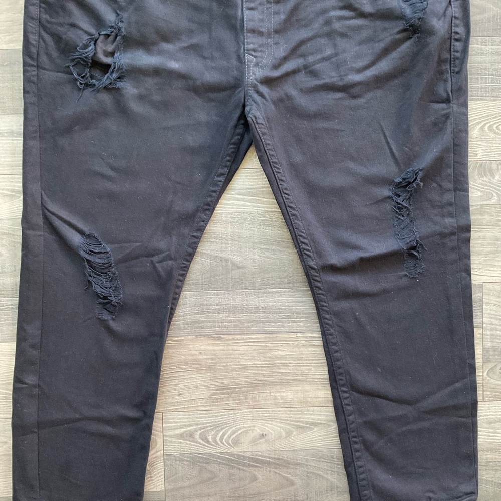 44x28 True Religion Straight w/ Flap Jeans Men’s All Black Distressed - Picture 2 of 16